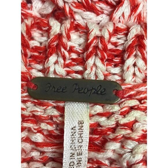 Free People Cable Knit Red White Sweater Size Medium - Picture 6 of 7